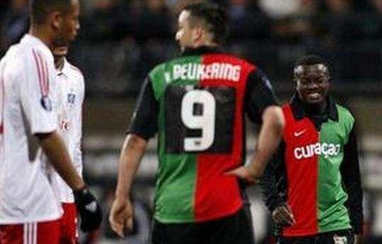 极的跑动和 极的跑动和